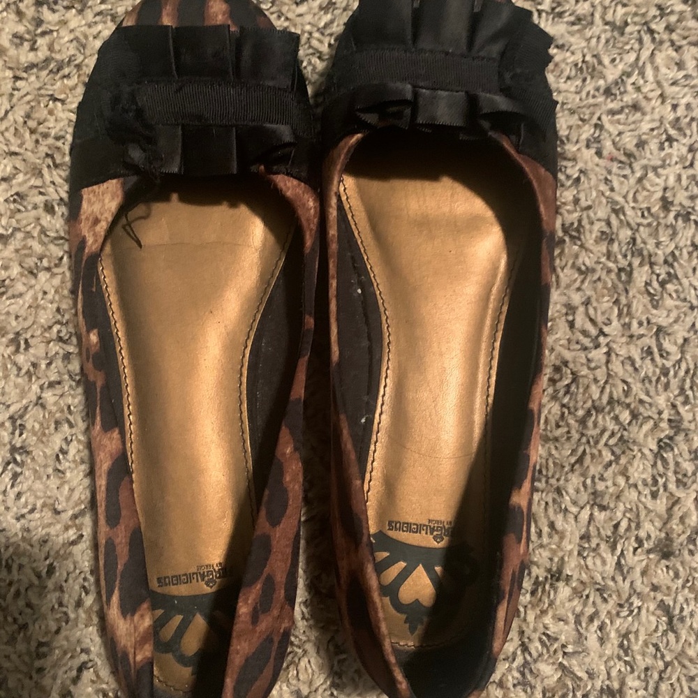 Leopard flats size 8.5